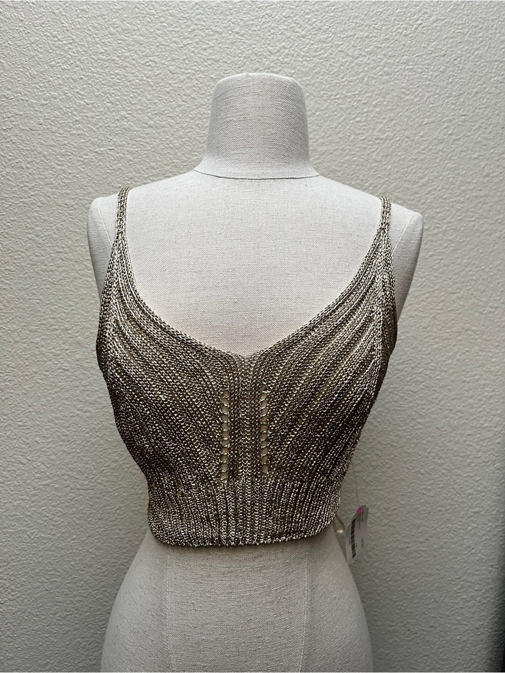 NWT Love Sense Gold Metallic Mesh Knit Crop Tank Top, size Small